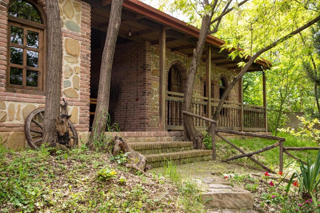 Hotel Chateau Orberi Iqaltʼo Exterior foto