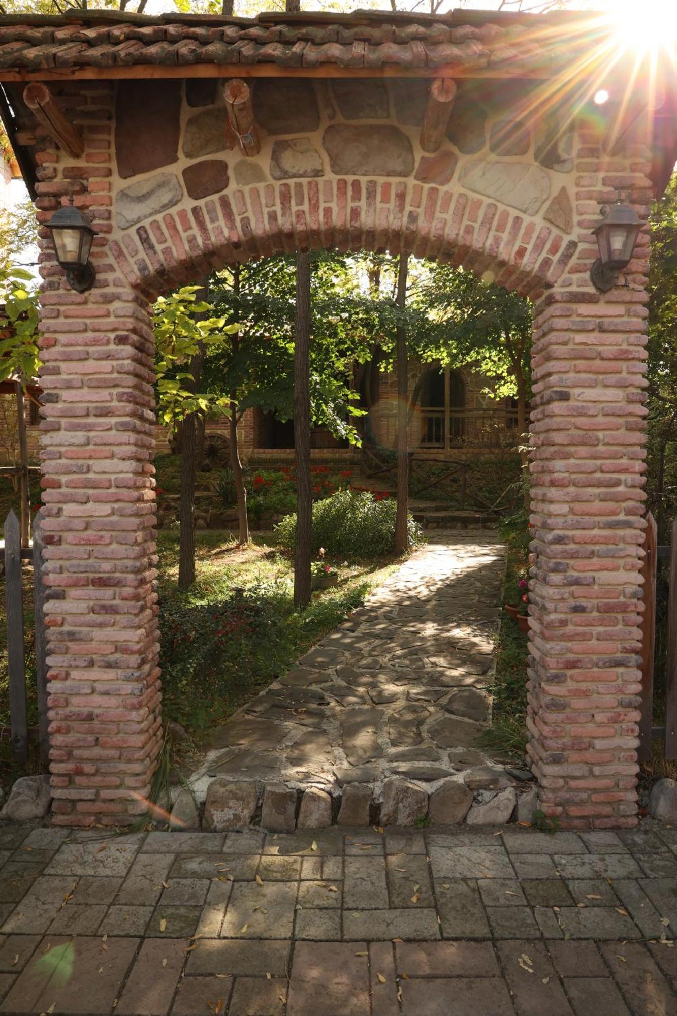 Hotel Chateau Orberi Iqaltʼo Exterior foto