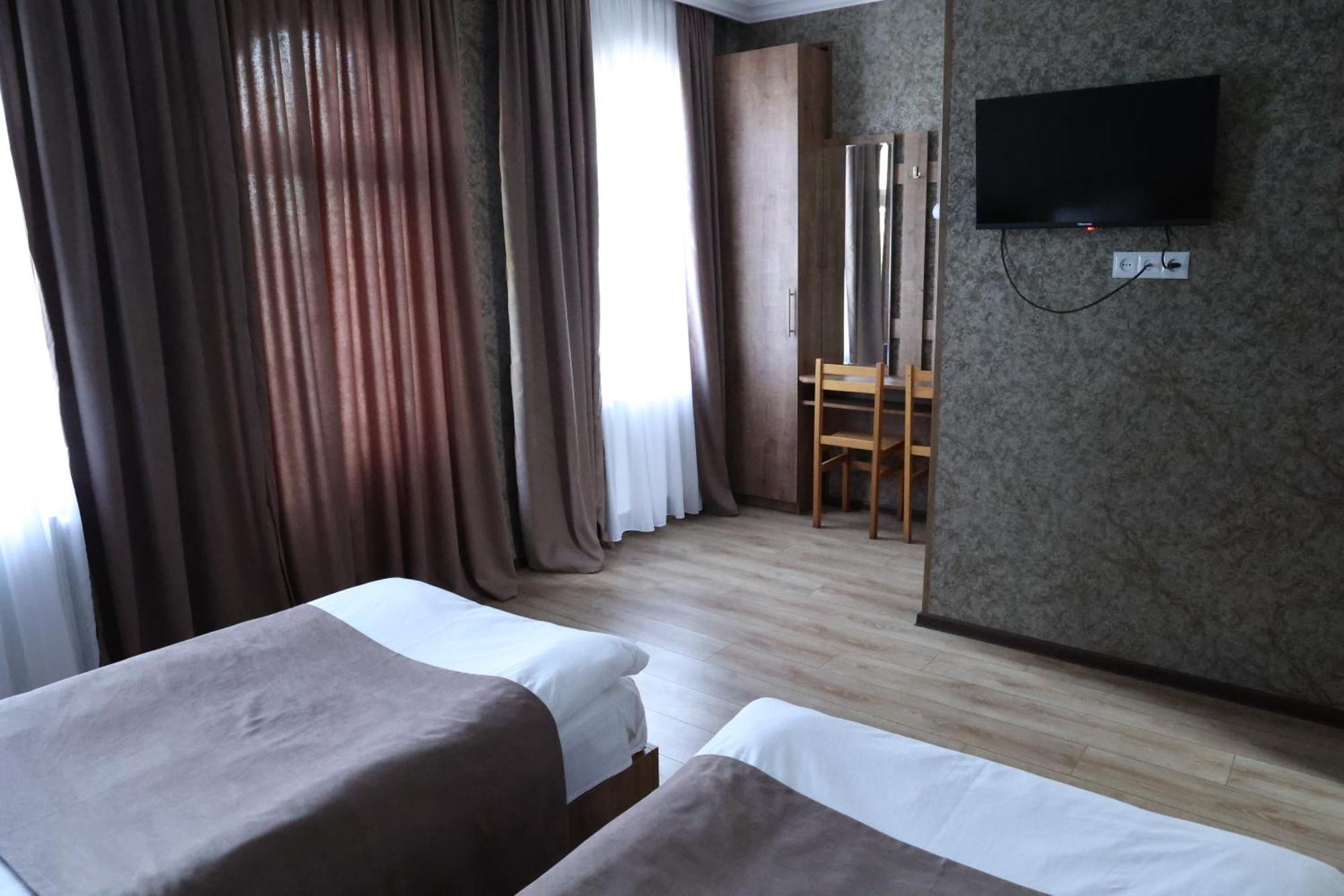 Hotel Chateau Orberi Iqaltʼo Exterior foto